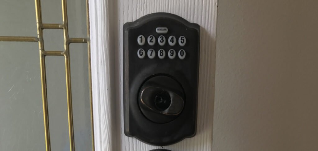 How to Open a Schlage Lock With a Dead Battery