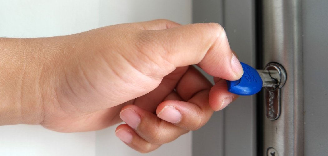 How to Lock Apartment Door With Key Fob